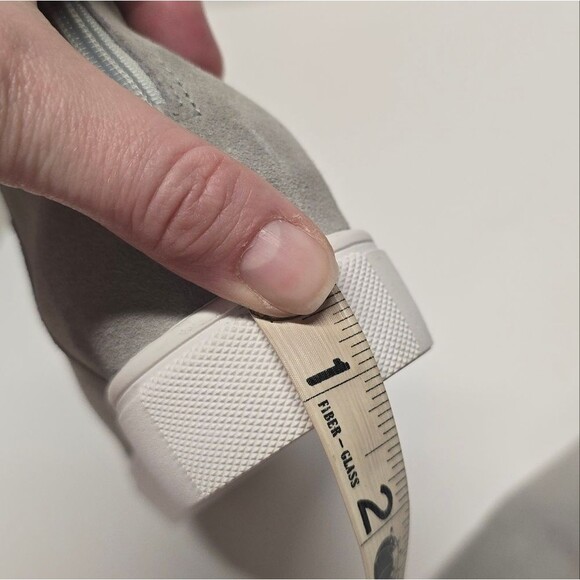 Steve Madden Gray Suede Claud Ankle Wedge Sneaker Shoes Boots Women's 7 - Picture 8 of 8